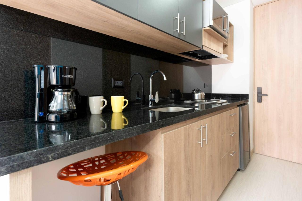 Apartamentos Weeki En Chapinero ボゴタ エクステリア 写真