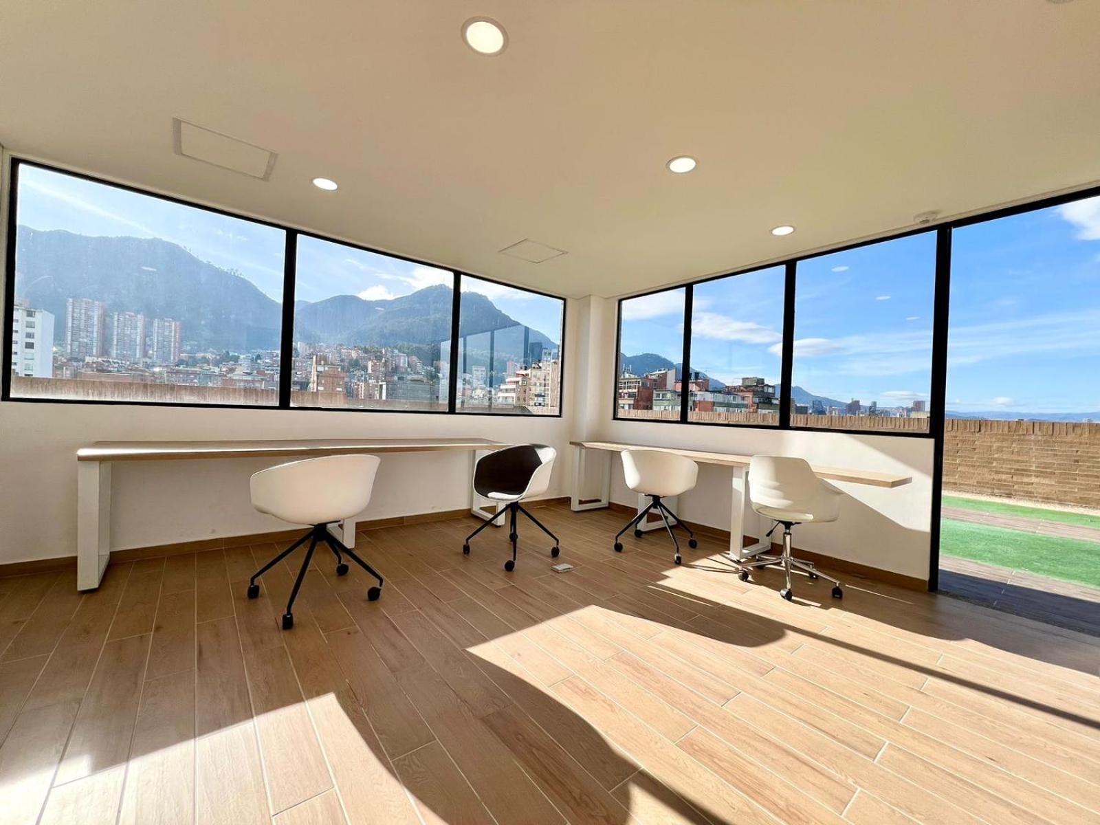 Apartamentos Weeki En Chapinero ボゴタ エクステリア 写真